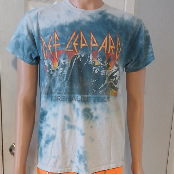 def lehard Other - Blue Tie-Dye Short Sleeve Tee